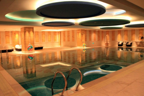 重庆美容按摩学校，开启美丽健康新篇章！